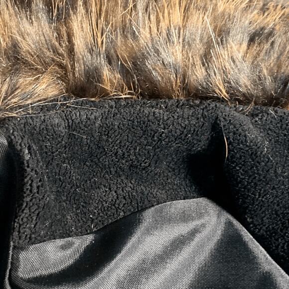 Deadstock Vintage 90s Faux Fur Vest Brown Black Feather Textured Pattern Small - Picture 11 of 13